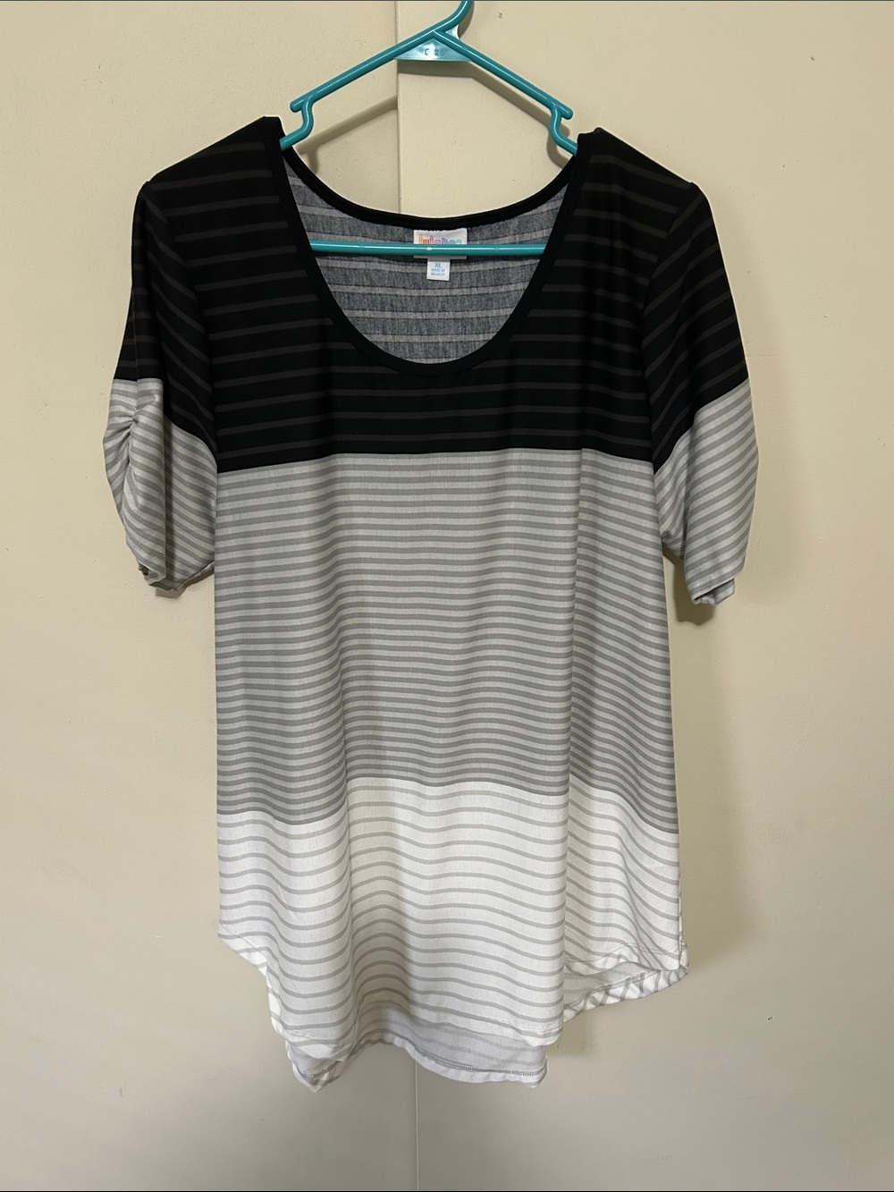 LuLaRoe Scoop Neck Striped Tee - Black, Gray, White